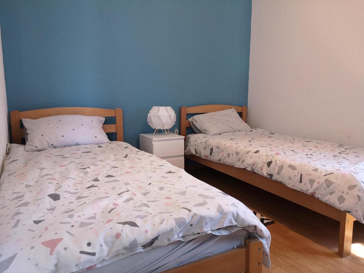 Apartmani Ljuba โรกอซนิซา ภายนอก รูปภาพ