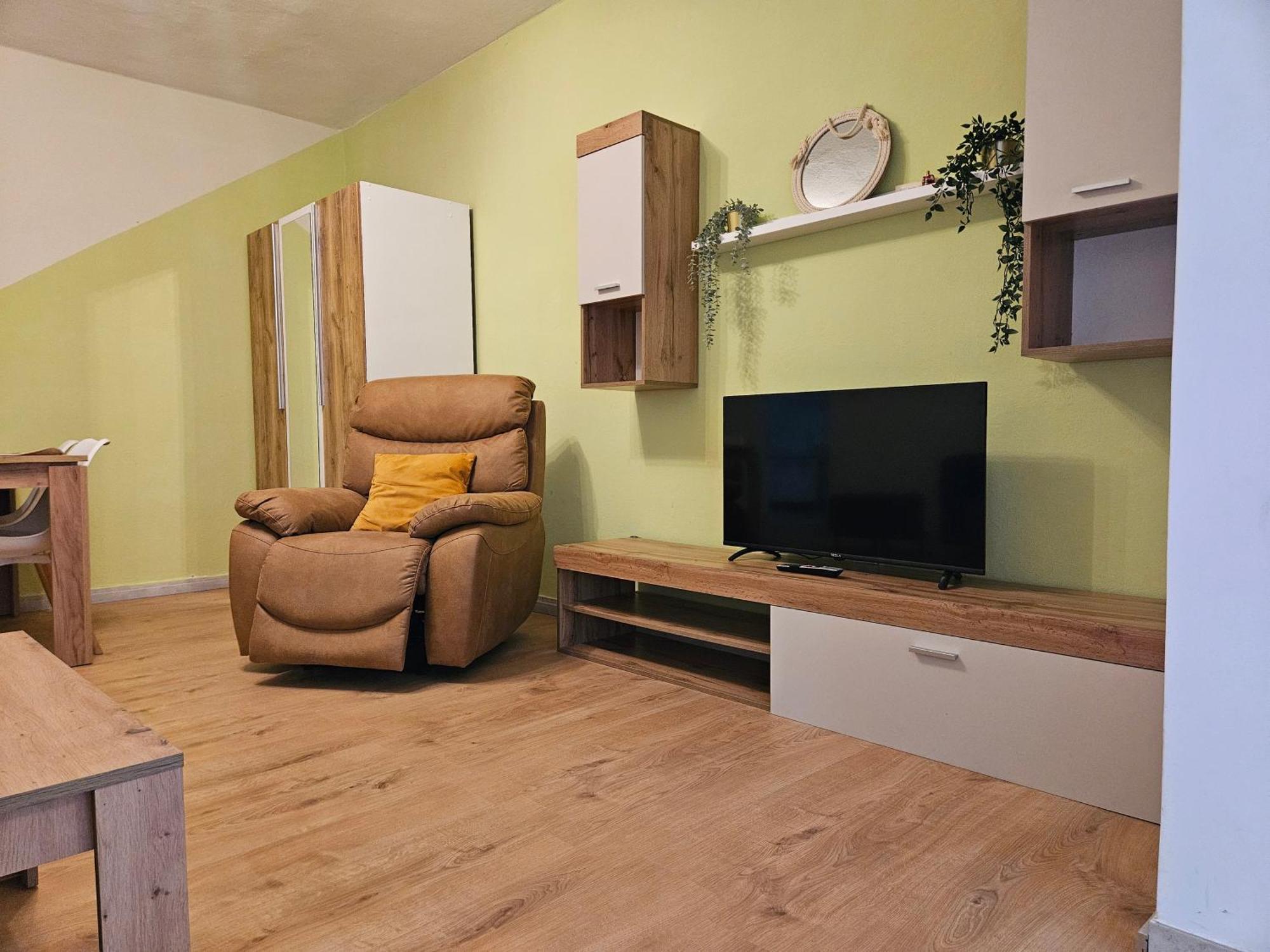 Apartmani Ljuba โรกอซนิซา ภายนอก รูปภาพ